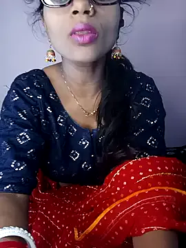 Megu_Melon – webcam model profile photo Image 7