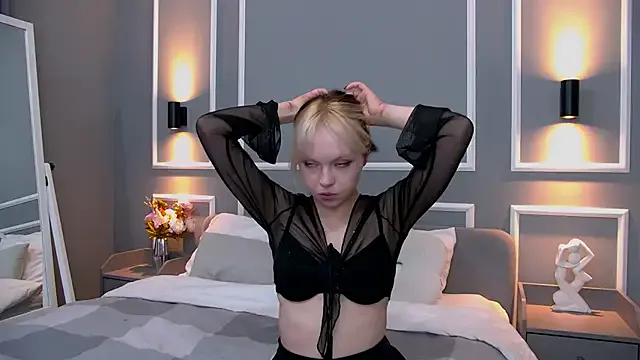 841_yayoi – webcam model profile photo Image 18