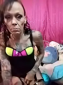  – webcam model profile photo Image 16