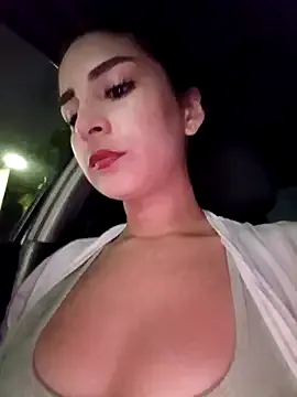 Megu_Melon – webcam model profile photo Image 8