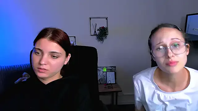 winter11 – webcam model profile photo Image 17