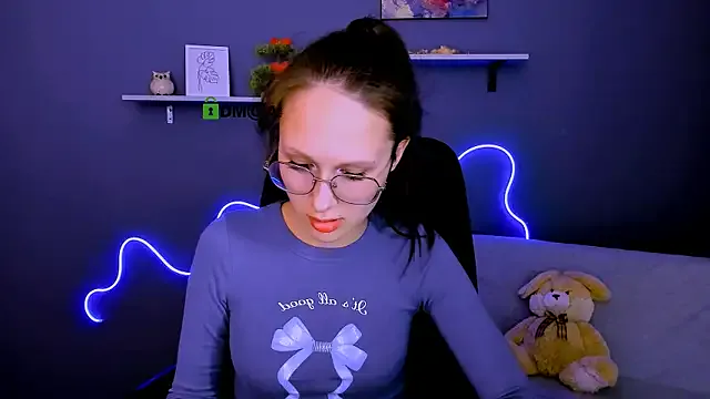 winter11 – webcam model profile photo Image 3