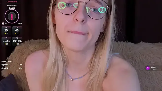 winter11 – webcam model profile photo Image 6