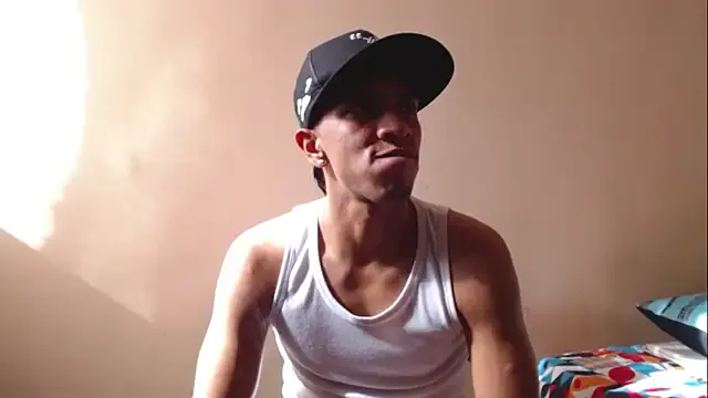 NATINATU252525 – webcam model profile photo Image 13