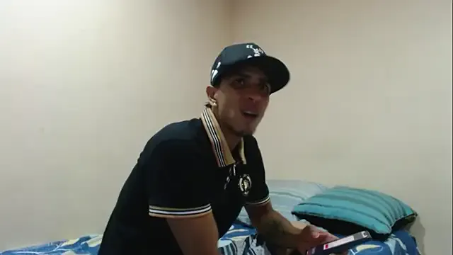 NATINATU252525 – webcam model profile photo Image 8