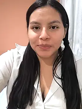 senachinnn – webcam model profile photo Image 13