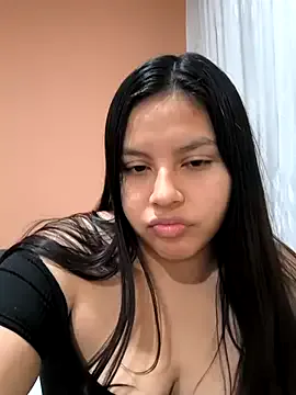 senachinnn – webcam model profile photo Image 15