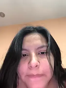 senachinnn – webcam model profile photo Image 2