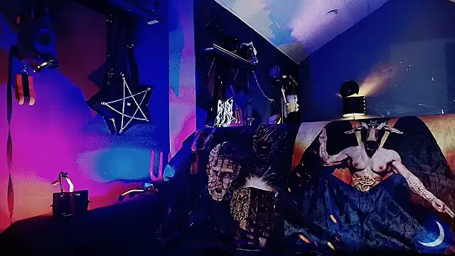 Faidraishere – webcam model profile photo Image 16