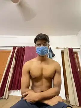 roouse – webcam model profile photo Image 11