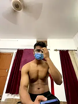 roouse – webcam model profile photo Image 18