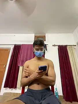 roouse – webcam model profile photo Image 19