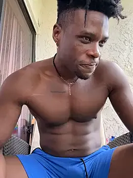 Nonchan_ – webcam model profile photo Image 2