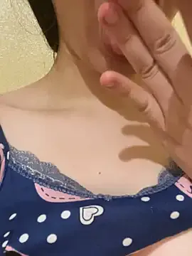 Nonchan_ – webcam model profile photo Image 17