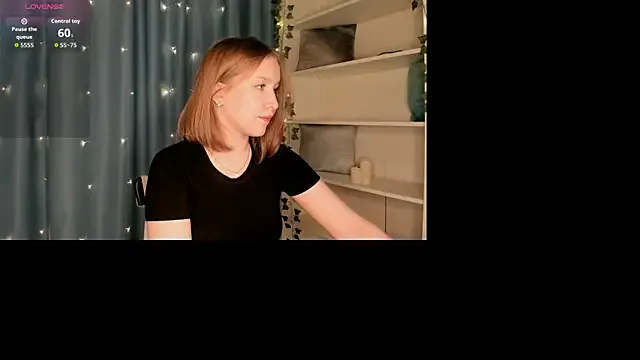 oypo – webcam model profile photo Image 17