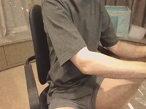 dirtypub – webcam model profile photo Image 7