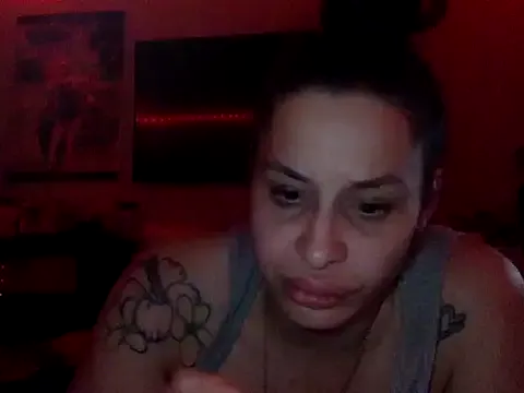 roouse – webcam model profile photo Image 6