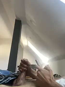 Megu_Melon – webcam model profile photo Image 3