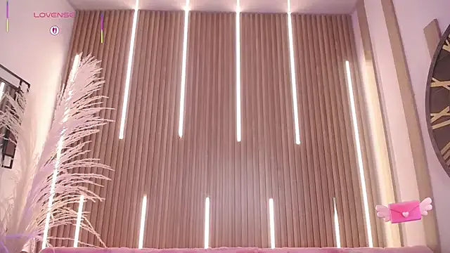 missdirtyhot_ – webcam model profile photo Image 19