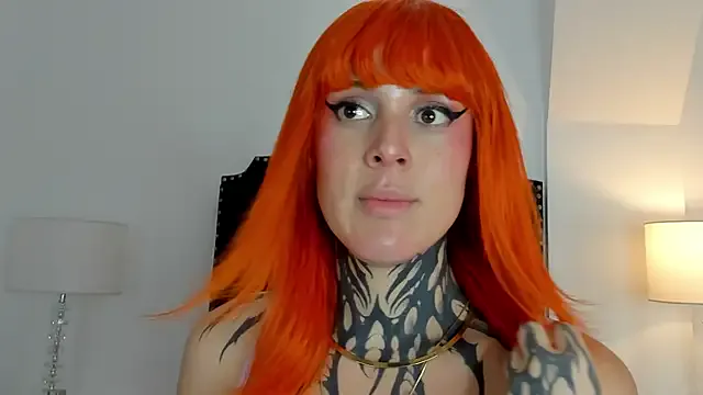 seraphine23 – webcam model profile photo Image 7