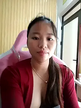 Nonchan_ – webcam model profile photo Image 13