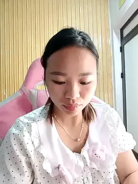 Nonchan_ – webcam model profile photo Image 9