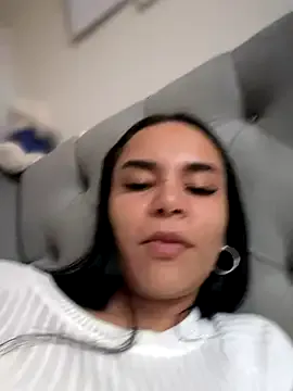 Megu_Melon – webcam model profile photo Image 19