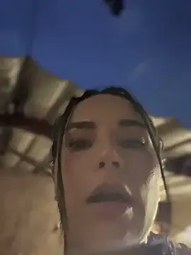 Megu_Melon – webcam model profile photo Image 9