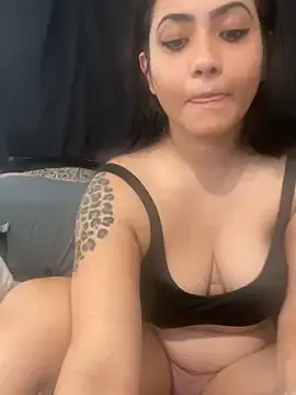 Miss-Riyasingh – webcam model profile photo Image 9