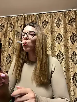 NadiraNoor – webcam model profile photo