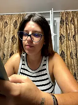 Nonchan_ – webcam model profile photo Image 10