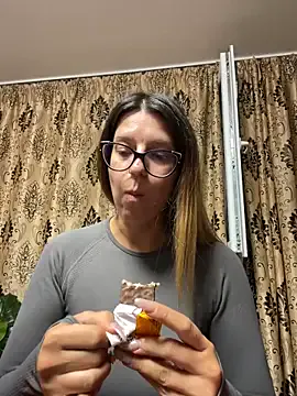 Nonchan_ – webcam model profile photo Image 13