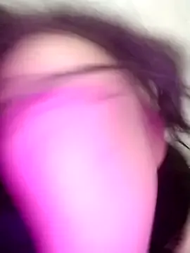 IORio2 – webcam model profile photo Image 19