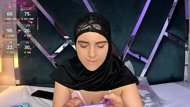 Nonchan_ – webcam model profile photo Image 19