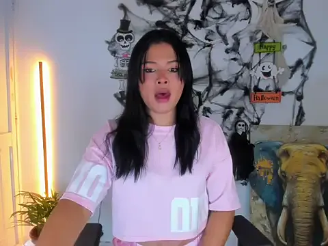 CarolBarker – webcam model profile photo Image 19