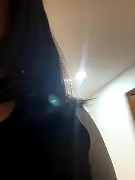 seraphine23 – webcam model profile photo Image 18