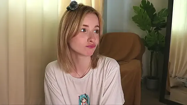  – webcam model profile photo Image 8
