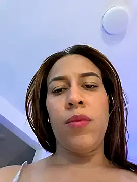 SonY_CaM – webcam model profile photo Image 11