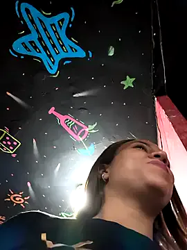 SonY_CaM – webcam model profile photo Image 8