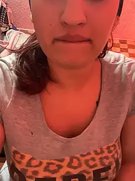 Nonchan_ – webcam model profile photo Image 11