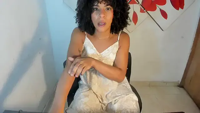 missdirtyhot_ – webcam model profile photo Image 3