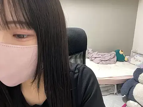 PumaShyXD – webcam model profile photo Image 10