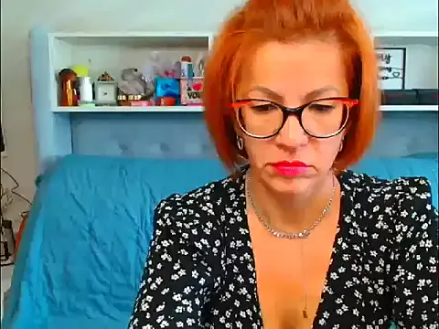 SashaPatel – webcam model profile photo Image 11