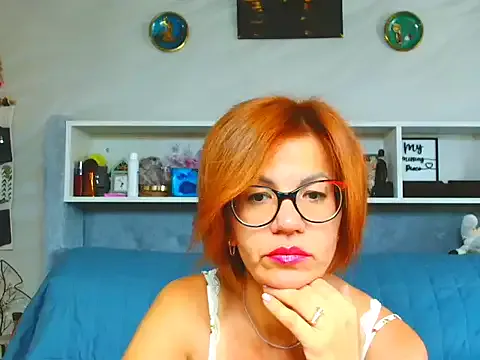 SashaPatel – webcam model profile photo Image 9