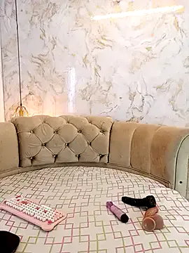 oxo_yuna_oxo – webcam model profile photo Image 2