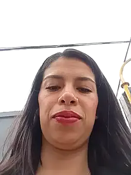  – webcam model profile photo Image 14
