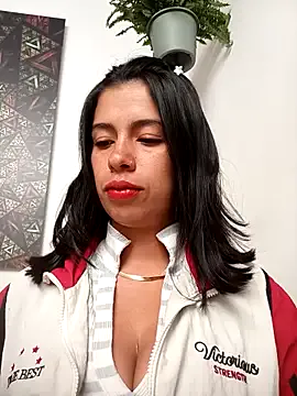 – webcam model profile photo Image 7