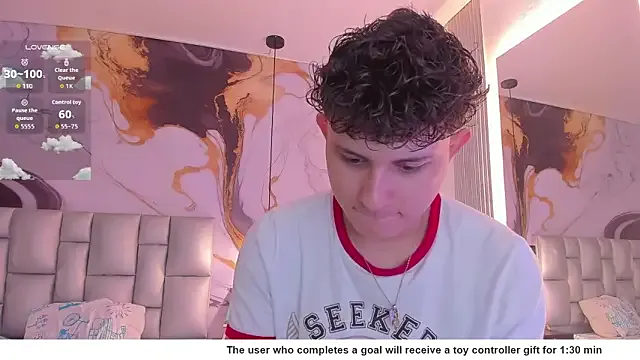 Yui-Ch – webcam model profile photo Image 12