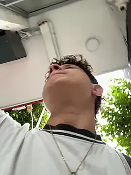 Yui-Ch – webcam model profile photo Image 16