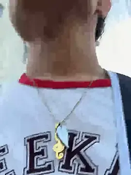 Yui-Ch – webcam model profile photo Image 4